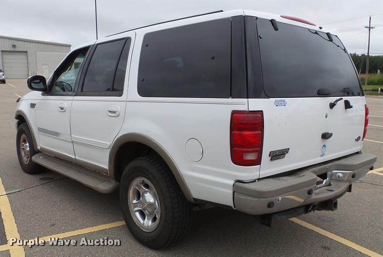 image for item J4788 2001 Ford Expedition Eddie Bauer SUV
