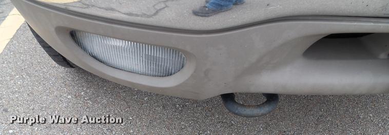 image for item J4788 2001 Ford Expedition Eddie Bauer SUV