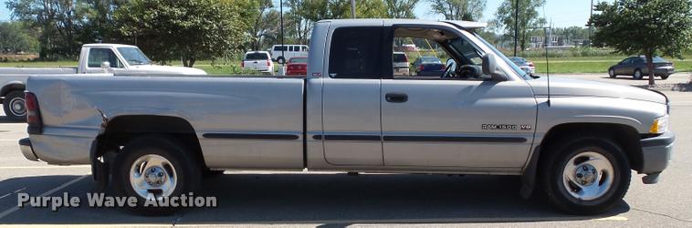 image for item J4793 1998 Dodge Ram 1500 Laramie SLT Quad Cab pickup truck