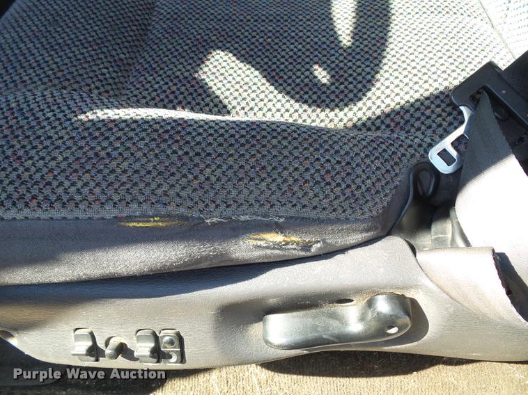 image for item J4793 1998 Dodge Ram 1500 Laramie SLT Quad Cab pickup truck