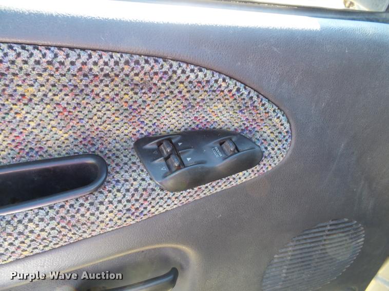 image for item J4793 1998 Dodge Ram 1500 Laramie SLT Quad Cab pickup truck