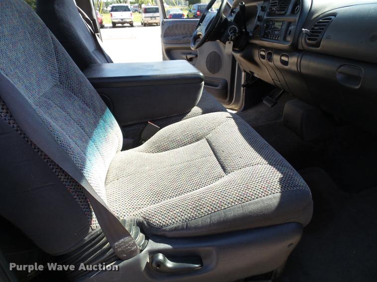 image for item J4793 1998 Dodge Ram 1500 Laramie SLT Quad Cab pickup truck