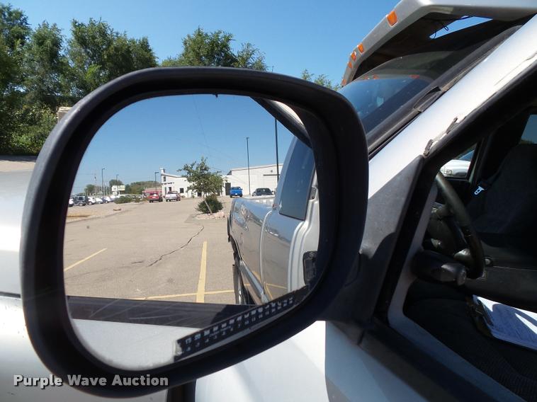 image for item J4793 1998 Dodge Ram 1500 Laramie SLT Quad Cab pickup truck