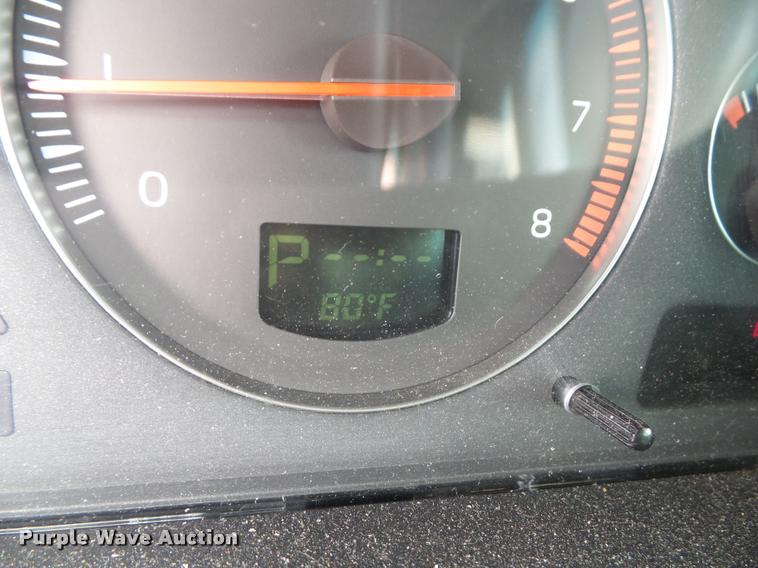 image for item K8193 2004 Volvo XC70 Cross Country