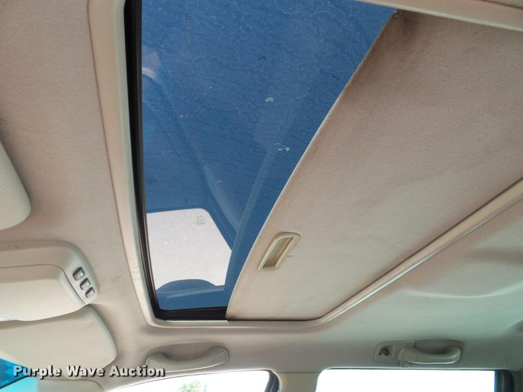 image for item K8193 2004 Volvo XC70 Cross Country