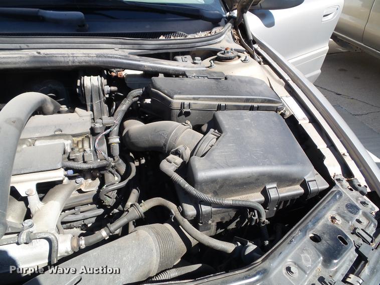 image for item K8193 2004 Volvo XC70 Cross Country