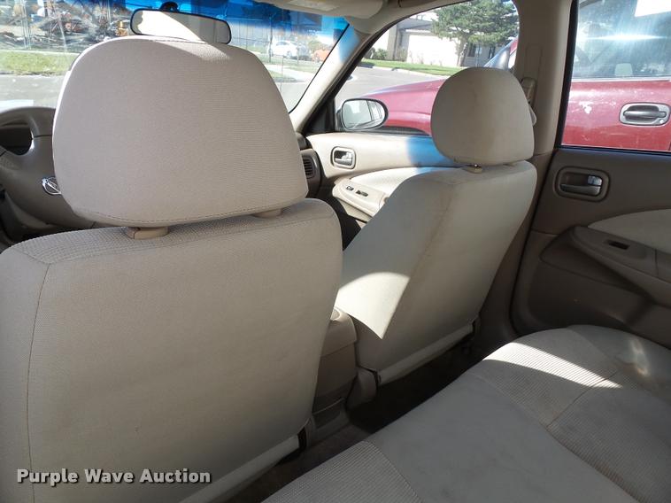 image for item K8196 2004 Nissan Sentra