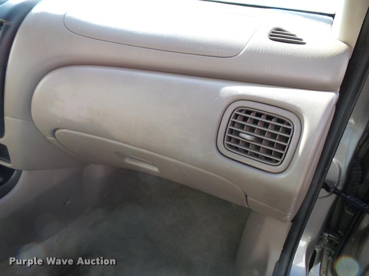 image for item K8196 2004 Nissan Sentra