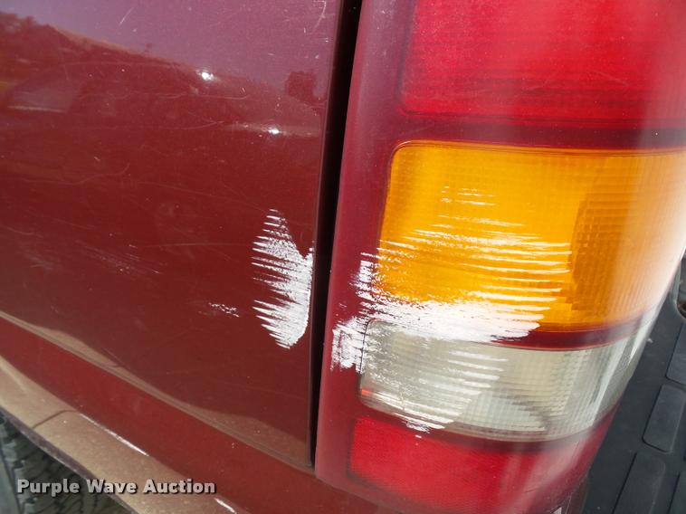 image for item K8197 2000 Chevrolet Silverado 1500 pickup truck