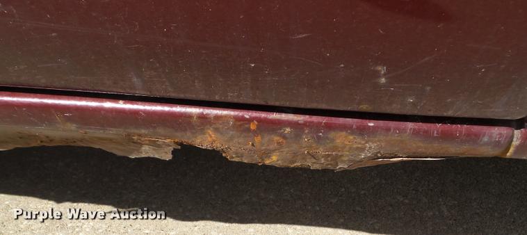 image for item K8197 2000 Chevrolet Silverado 1500 pickup truck