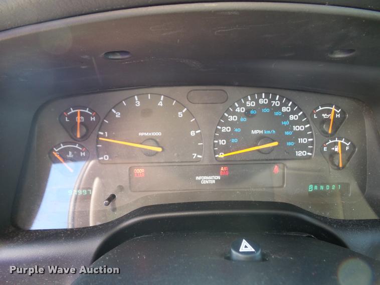 image for item K8199 2002 Dodge Dakota Sport Quad Cab pickup truck