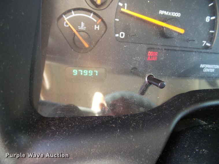 image for item K8199 2002 Dodge Dakota Sport Quad Cab pickup truck