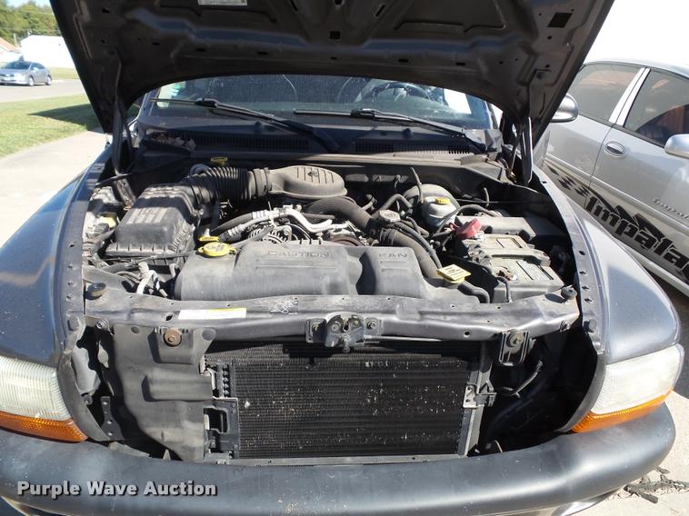 image for item K8199 2002 Dodge Dakota Sport Quad Cab pickup truck