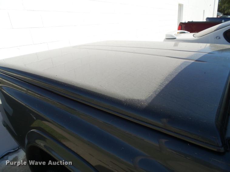 image for item K8199 2002 Dodge Dakota Sport Quad Cab pickup truck