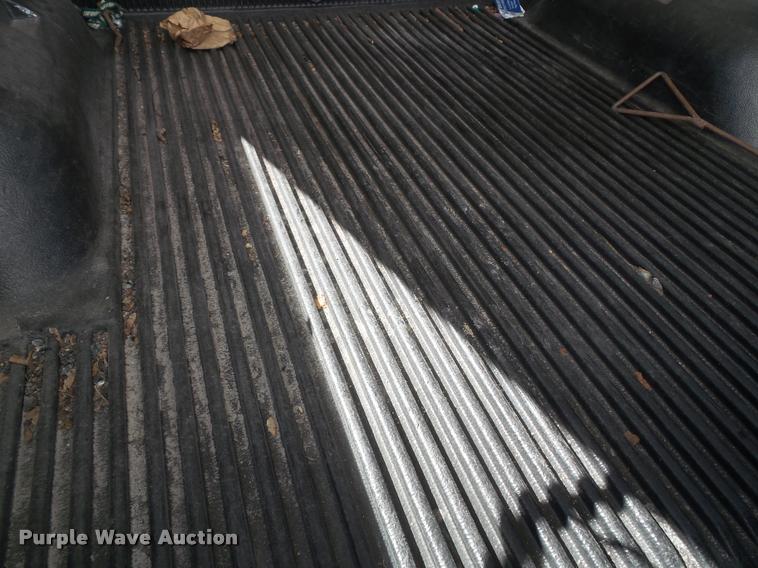 image for item K8199 2002 Dodge Dakota Sport Quad Cab pickup truck