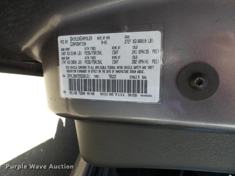 image for item K8199 2002 Dodge Dakota Sport Quad Cab pickup truck