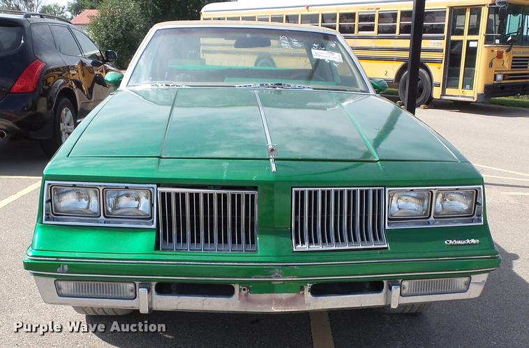 image for item K8203 1984 Oldsmobile Cutlass Supreme Brougham