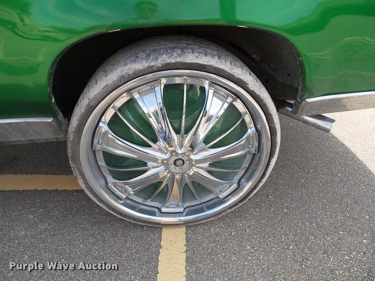 image for item K8203 1984 Oldsmobile Cutlass Supreme Brougham