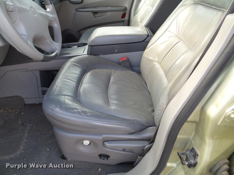 image for item K8206 2002 Buick Rendezvous CXL SUV