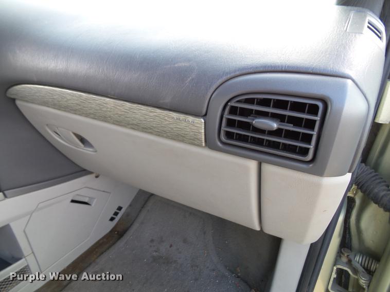 image for item K8206 2002 Buick Rendezvous CXL SUV