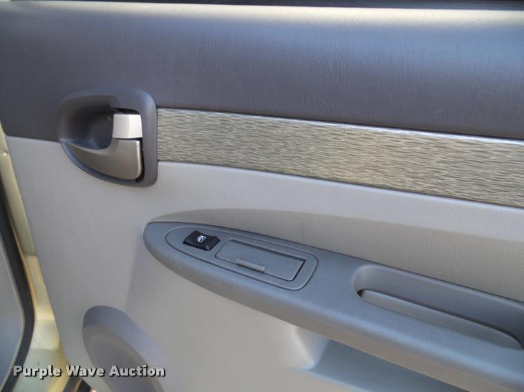 image for item K8206 2002 Buick Rendezvous CXL SUV