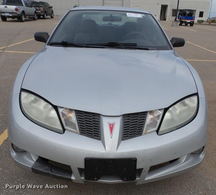 image for item K8207 2004 Pontiac Sunfire
