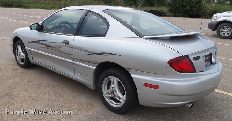 image for item K8207 2004 Pontiac Sunfire
