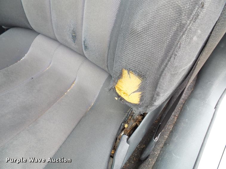 image for item K8207 2004 Pontiac Sunfire