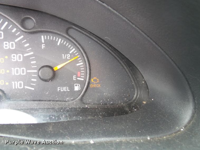 image for item K8207 2004 Pontiac Sunfire