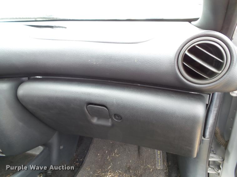 image for item K8207 2004 Pontiac Sunfire