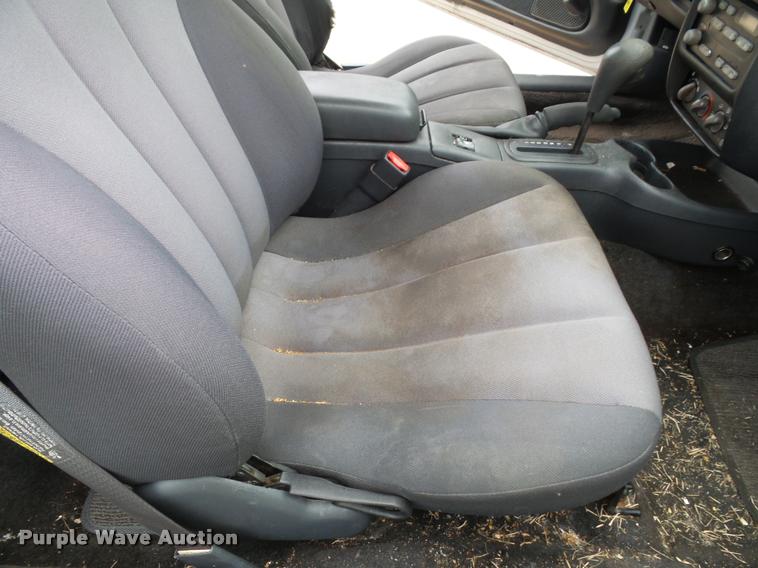 image for item K8207 2004 Pontiac Sunfire