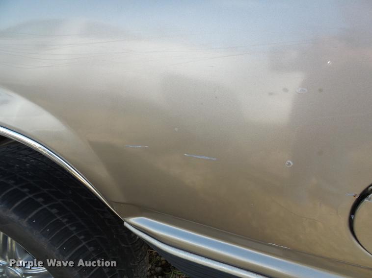 image for item K8239 1999 Chevrolet Suburban K1500 SUV