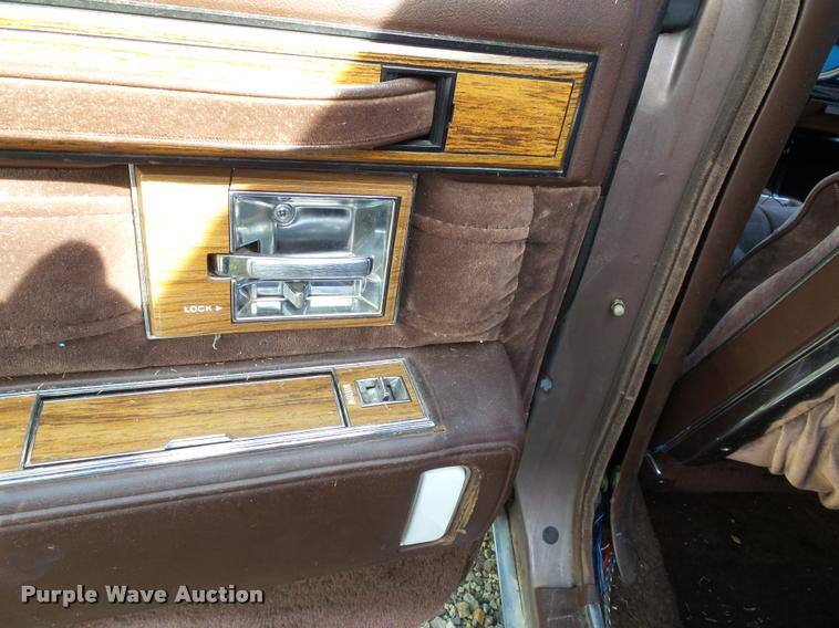 image for item K8240 1984 Cadillac Seville