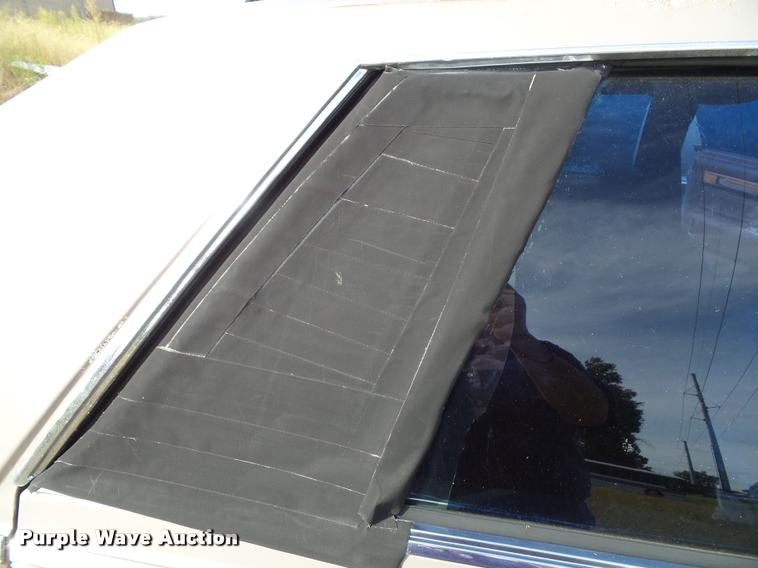 image for item K8240 1984 Cadillac Seville