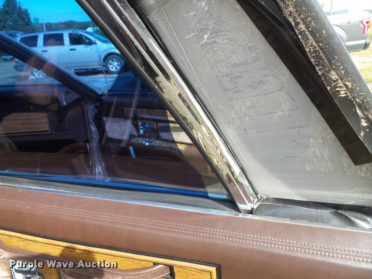 image for item K8240 1984 Cadillac Seville