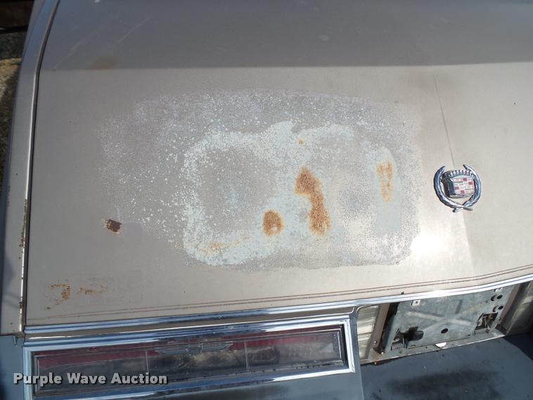 image for item K8240 1984 Cadillac Seville