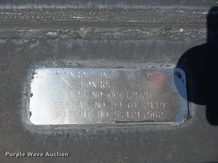 image for item AG9365 1999 International 4900 dump truck