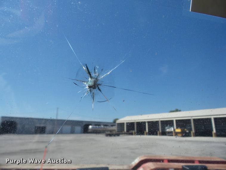 image for item AG9365 1999 International 4900 dump truck