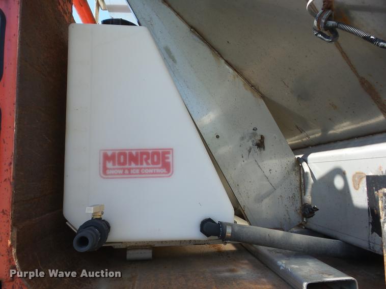 image for item AG9365 1999 International 4900 dump truck