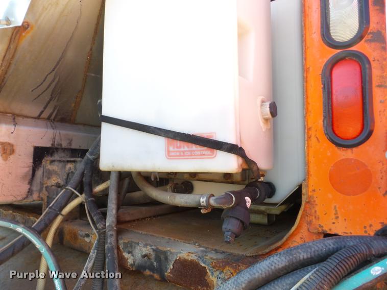 image for item AG9365 1999 International 4900 dump truck