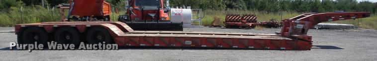 image for item AG9366 2000 Trail King TX100HDG-463 lowboy equipment trailer