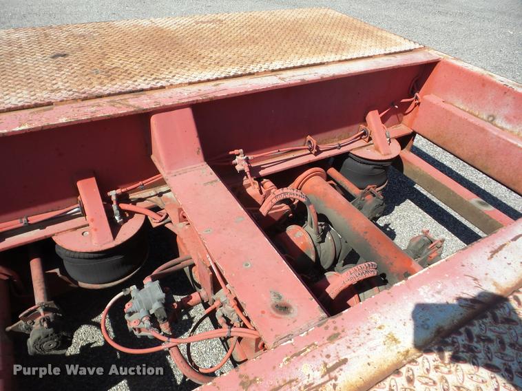 image for item AG9366 2000 Trail King TX100HDG-463 lowboy equipment trailer