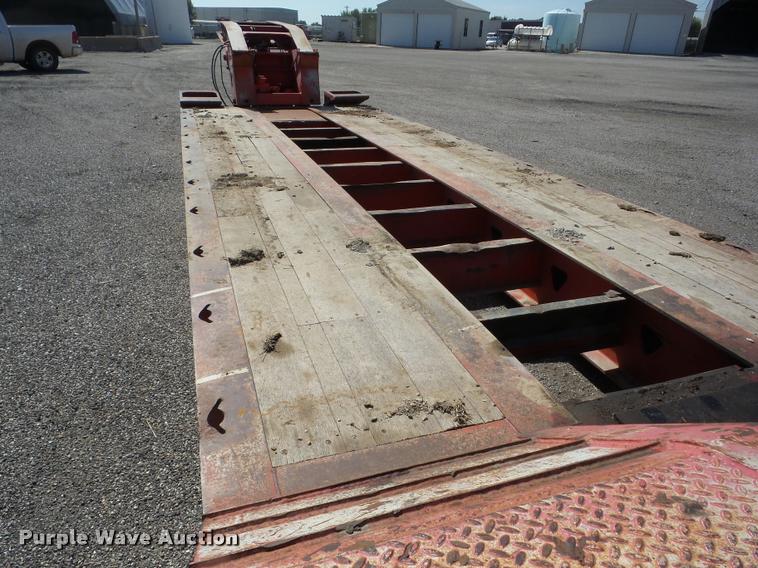 image for item AG9366 2000 Trail King TX100HDG-463 lowboy equipment trailer