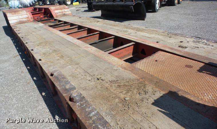 image for item AG9366 2000 Trail King TX100HDG-463 lowboy equipment trailer