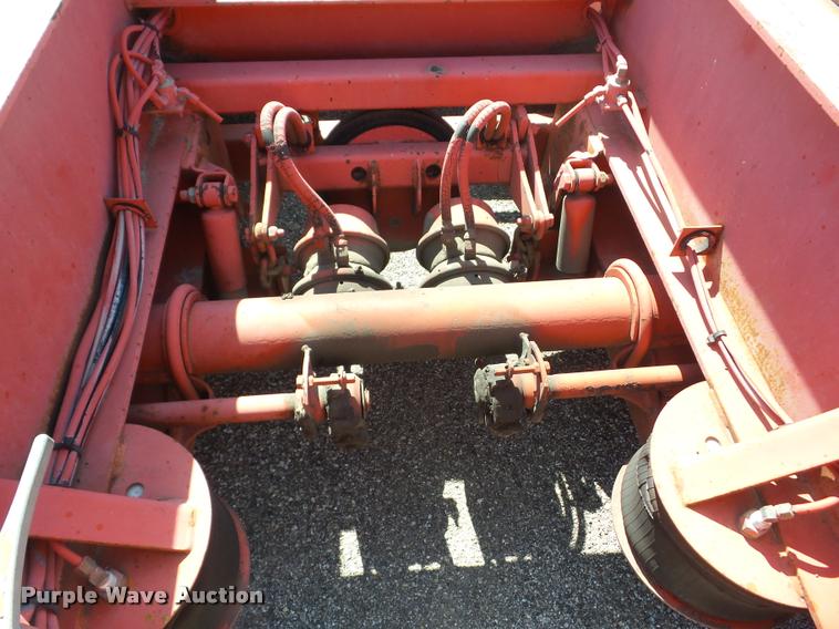 image for item AG9366 2000 Trail King TX100HDG-463 lowboy equipment trailer