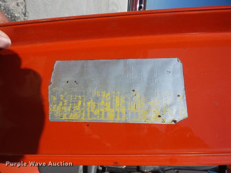 image for item AG9367 2000 Sterling L7501 oil distribution truck