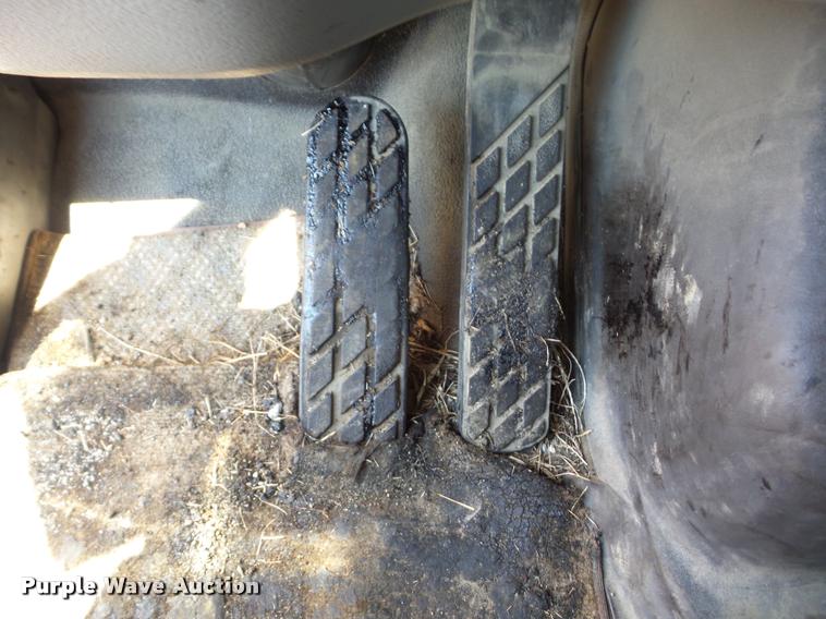 image for item AG9367 2000 Sterling L7501 oil distribution truck