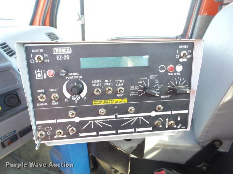 image for item AG9367 2000 Sterling L7501 oil distribution truck