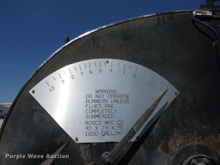 image for item AG9367 2000 Sterling L7501 oil distribution truck