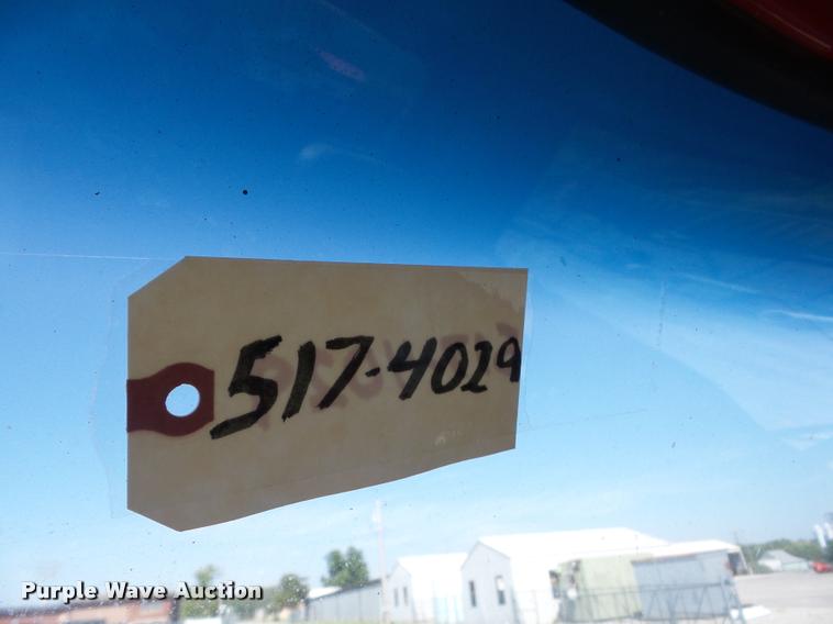 image for item AG9367 2000 Sterling L7501 oil distribution truck